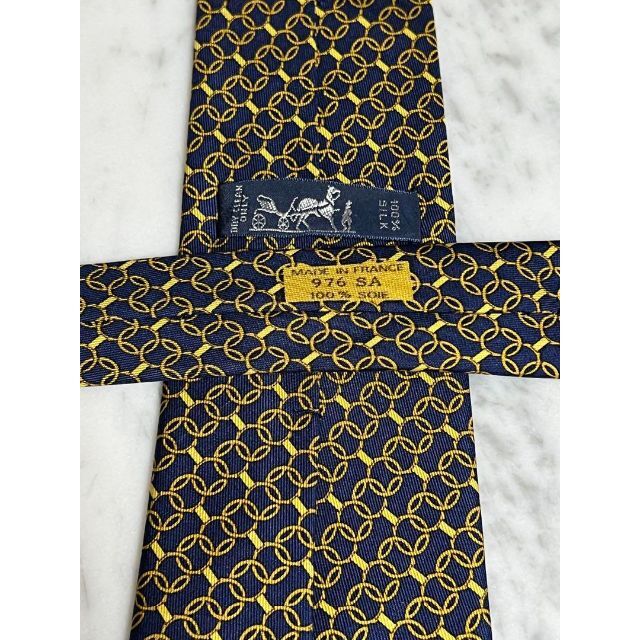 HERMES - 【世界最高峰ネクタイ✨️美品✨️】HERMES ネイビー系 HERMES - 【世界最高峰ネクタイ✨️美品✨️】HERMES ネイビー系