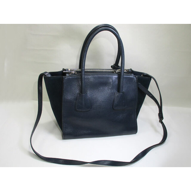 PRADA - PRADA 2WAY ショルダーバッグ トートバッグ レザー PRADA - PRADA 2WAY ショルダーバッグ トートバッグ レザー