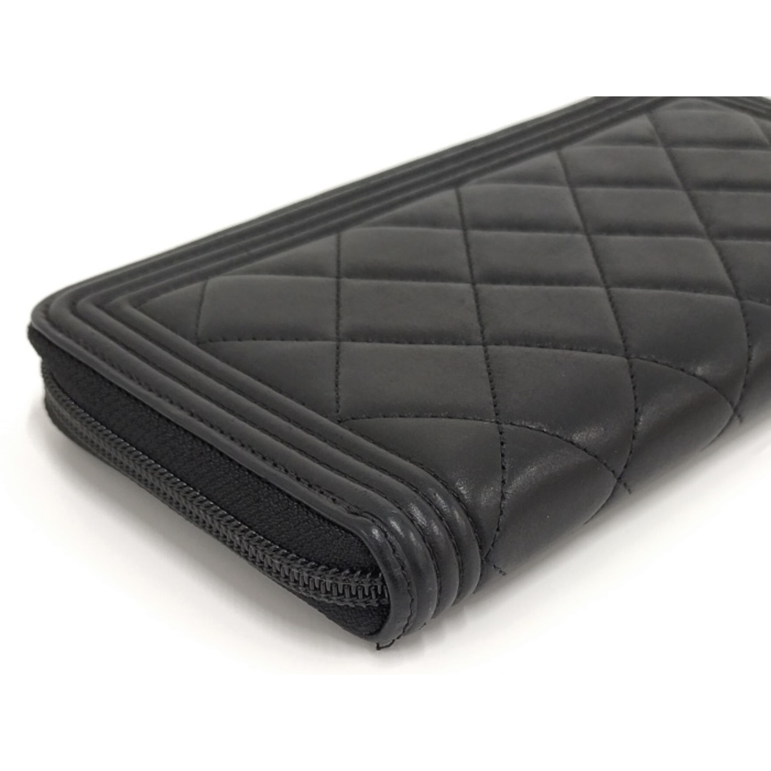 CHANEL - CHANEL ボーイシャネル ラウンドファスナー 長財布 CHANEL - CHANEL ボーイシャネル ラウンドファスナー 長財布