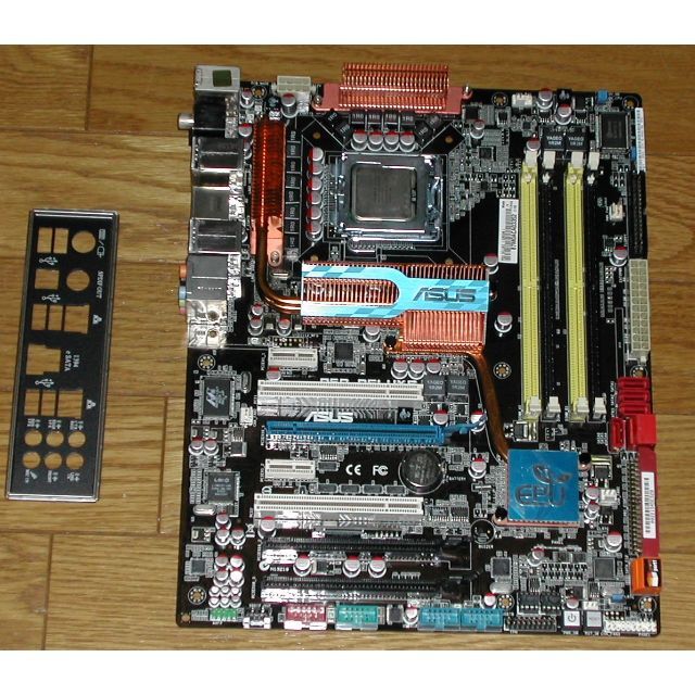 ジャンクマザボ　ASUS　P5Q Deluxe　LGA775　Q9400付き