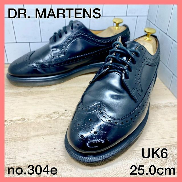 【メンズブランド革靴】人気ドクターマーチン　ウイングチップ　UK6　5ホール