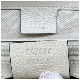 Gucci - 【美品・鑑定済み】GUCCI グッチ 白レザー プリント リュック