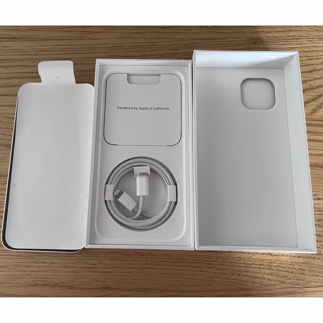 iPhone - iPhone 14 128GB スターライトの通販 by Kiki|アイ iPhone - iPhone 14 128GB スターライトの通販 by Kiki|アイ