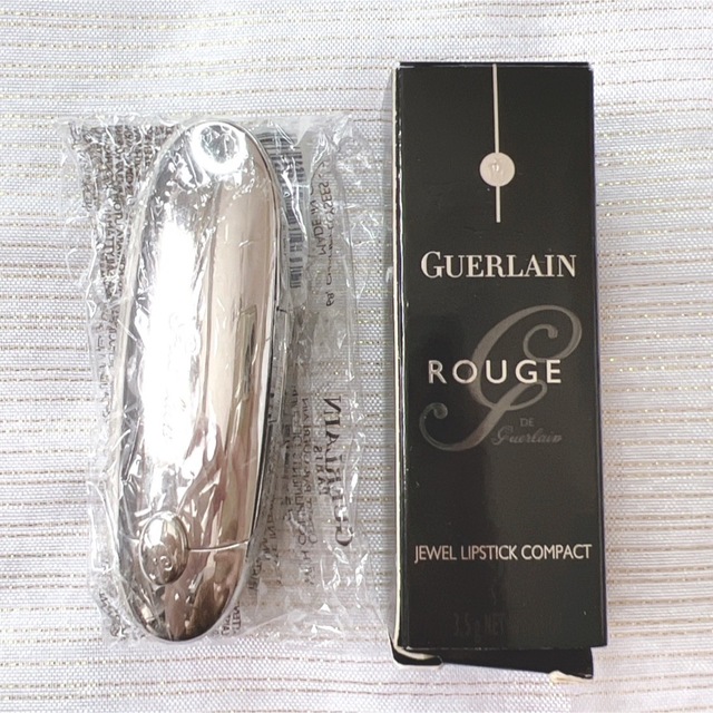 GUERLAIN(ゲラン)の新品 未使用 ゲラン ルージュ ボルドー系 ケース付き 口紅 リップ ブランド コスメ/美容のベースメイク/化粧品(口紅)の商品写真