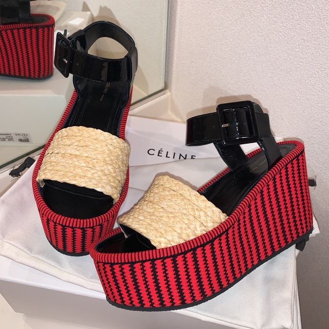 セリーヌ　CELINE 定価20万　SNS映え！完売サンダル　プラットフォームサンダル