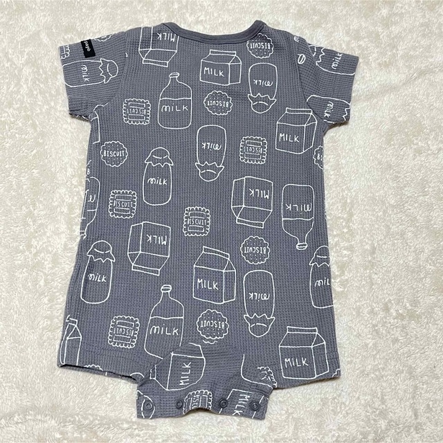 babyGAP(ベビーギャップ)の【GAP baby】　ストライプロンパース　& 韓国風ロンパース　SET キッズ/ベビー/マタニティのベビー服(~85cm)(ロンパース)の商品写真