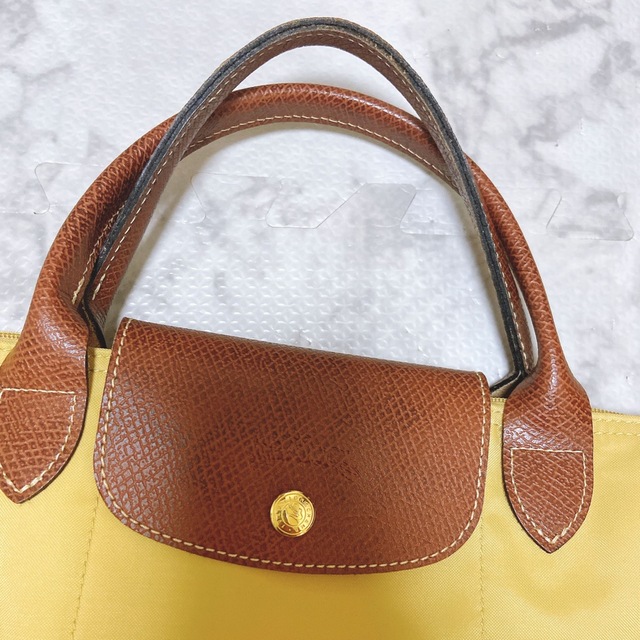 LONGCHAMP(ロンシャン)の美品　ロンシャン　トート　M  イエロー レディースのバッグ(トートバッグ)の商品写真