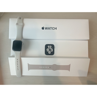 アップルウォッチ(Apple Watch)のApple Watch SE GPSモデル  40mm ホワイトスポーツバンド(腕時計(デジタル))