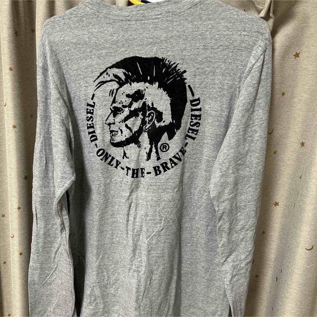 DIESEL(ディーゼル)のディーゼルDIESEL メンズ　長袖シャツ　グレー色 メンズのトップス(Tシャツ/カットソー(七分/長袖))の商品写真