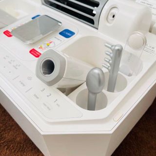 高級感 サキナ ルルシェ 化粧品付き 2022年購入 新型ライト付き 美容