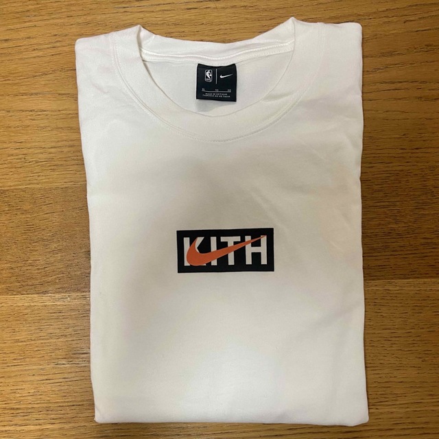 KITH(キス)のKith Nike for New York Knicks L/S Tee XL メンズのトップス(Tシャツ/カットソー(七分/長袖))の商品写真