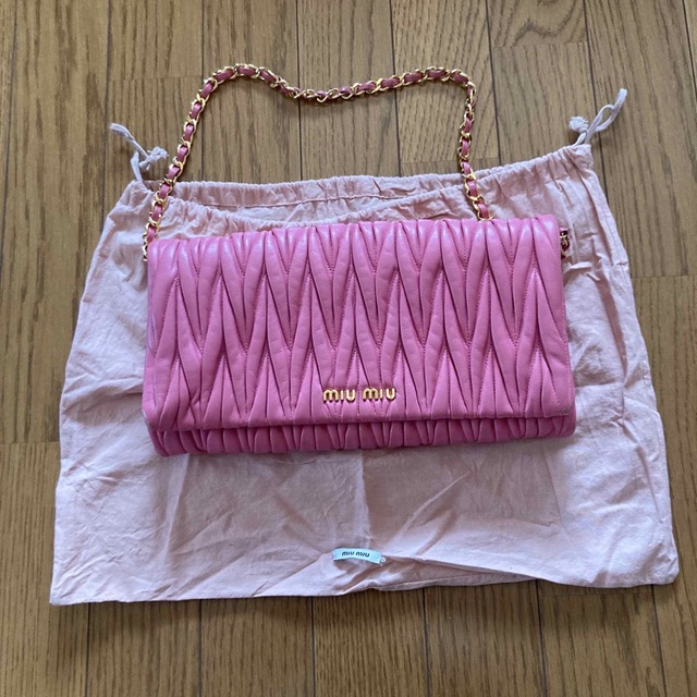 miumiu】マトラッセ ピンク ゴールド チェーン ショルダーバッグ | www