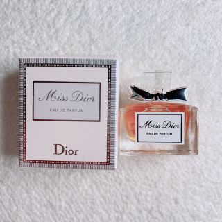 ディオール(Dior)の【新品未使用】旧版 ミスディオール ミニ香水 サンプル (香水(女性用))