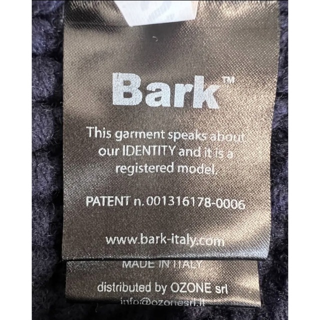 BARK(バーク)のBARK ニット　462301 メンズのジャケット/アウター(その他)の商品写真