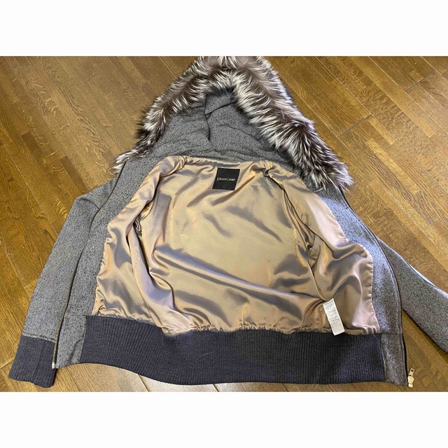 エッセンシャルコンフォート 1万円値下げ ドレスキャンプ Silver Fox