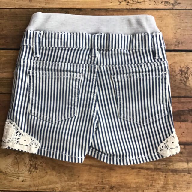 ⭕️SALE【110】 のびっぱ ヒッコリー ショートパンツ ストライプ キッズ/ベビー/マタニティのキッズ服女の子用(90cm~)(パンツ/スパッツ)の商品写真