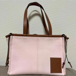 ロエベ(LOEWE)のLOEWE クッショントートバッグ(トートバッグ)