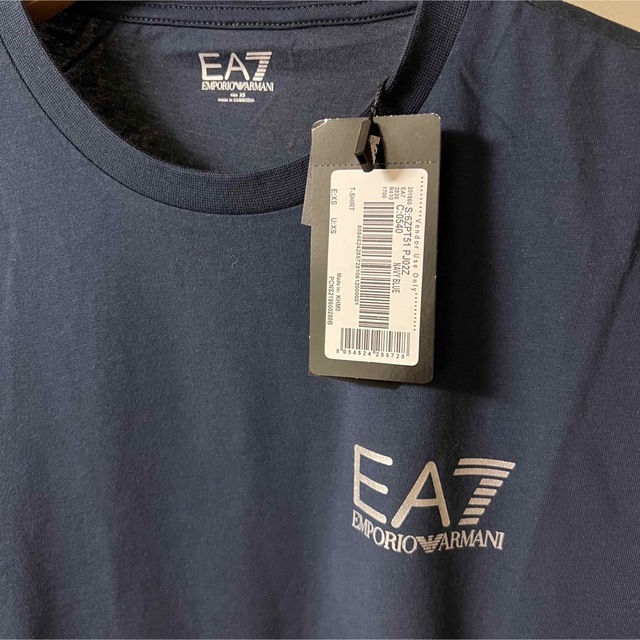 EMPORIO ARMANI EA7(エンポリオアルマーニイーエーセブン)の[未使用]エンポリオアルマーニ EA7 Tシャツ ロゴデザイン❗️ メンズのトップス(Tシャツ/カットソー(半袖/袖なし))の商品写真