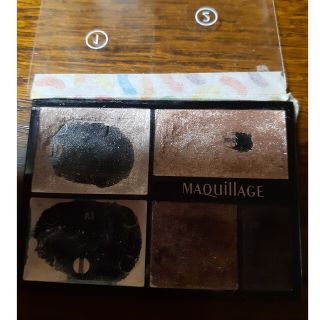 マキアージュ(MAQuillAGE)のマキアージユアイシャドー(アイシャドウ)