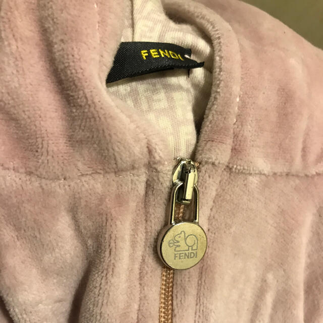 FENDI(フェンディ)のフェンディ  FENDI  ベビー  パーカー  6m 60 キッズ/ベビー/マタニティのベビー服(~85cm)(カーディガン/ボレロ)の商品写真