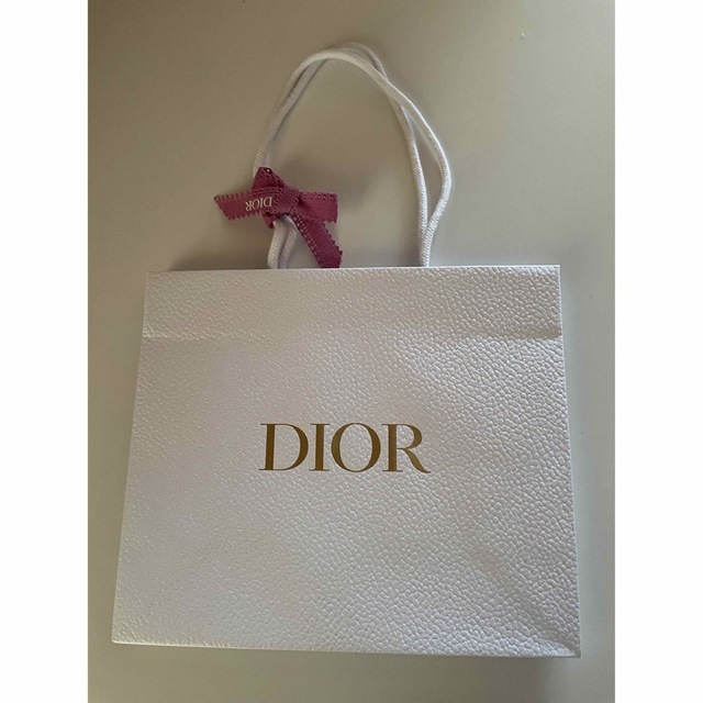 Dior(ディオール)のDior ショップ紙袋 レディースのバッグ(ショップ袋)の商品写真