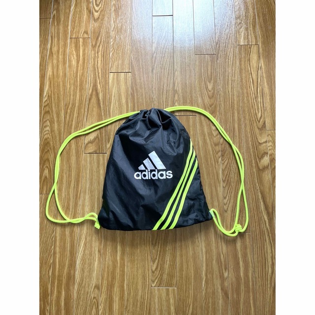 adidas(アディダス)のadidas アディダス シューズケース 巾着型バッグ メンズのバッグ(その他)の商品写真