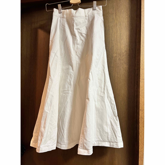 UNIQLO(ユニクロ)のユニクロ　スカート　デニム　フレア レディースのスカート(ロングスカート)の商品写真