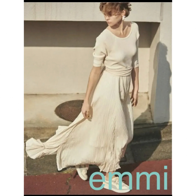 emmi atelier(エミアトリエ)のemmi ニットドッキングワンピース レディースのワンピース(ロングワンピース/マキシワンピース)の商品写真