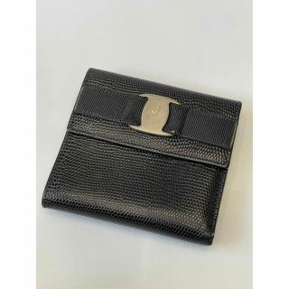 サルヴァトーレフェラガモ(Salvatore Ferragamo)の良品！！【フェラガモ　がま口　ヴァラ　折り財布】(財布)