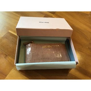 ミュウミュウ　 MiuMiu 古銭入れ　小物入れ　ベージュピンク(コインケース)