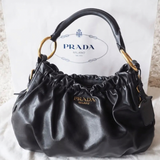 PRADA プラダ レザーバッグ 黒 保存袋 カード有り 話題の人気 49.0%割引