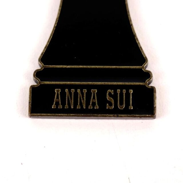 ANNA SUI(アナスイ)のアナスイ バッグチャーム キーホルダー ドーリーガール ロゴ ブランド 小物 レディース ブラック ANNA SUI レディースのファッション小物(キーホルダー)の商品写真