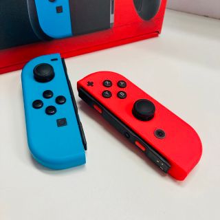 任天堂スイッチ(新モデル)ﾈｵﾝﾌﾞﾙｰ&ﾈｵﾝﾚｯﾄﾞ