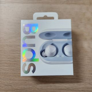 サムスン(SAMSUNG)のSAMSUNG 完全ワイヤレスイヤホン GALAXY BUDS WHITE(ヘッドフォン/イヤフォン)