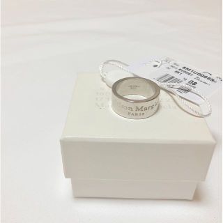 ボトムスス単品 新品 8 マルジェラ 22ss ブランドロゴリング 指輪 4356