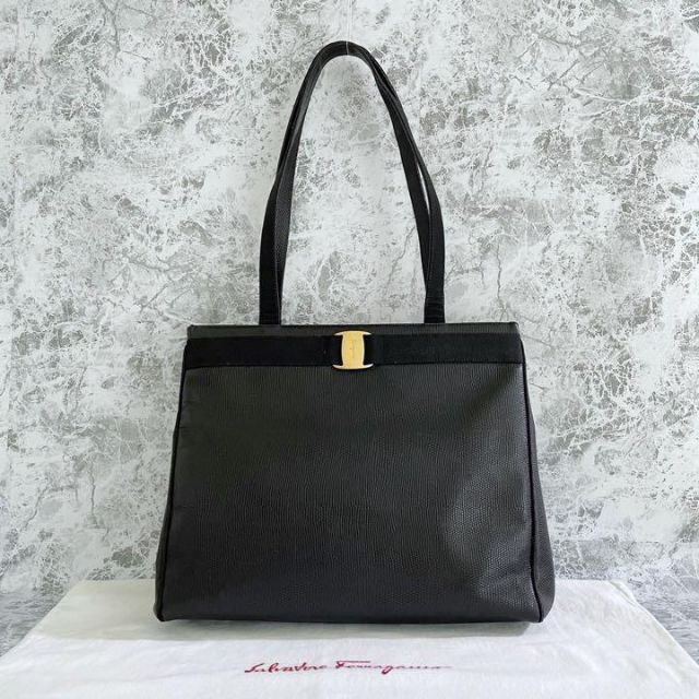 FERRAGAMO フェラガモ ヴァラリボン トートバッグ ハンドバッグ A4