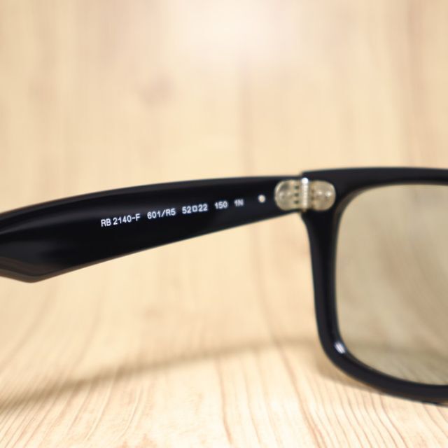 Ray-Ban(レイバン)の正規迅速発送！　レイバン RB2140F-601/R5 ブラック×ライトグレー メンズのファッション小物(サングラス/メガネ)の商品写真