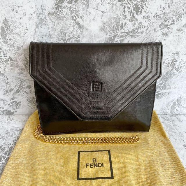 オンラインで人気の商品 極美品 FENDI フェンディ ショルダーバッグ