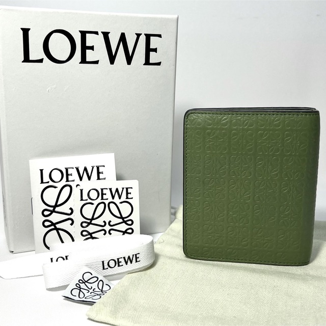 LOEWE コンパクトジップ　二つ折り