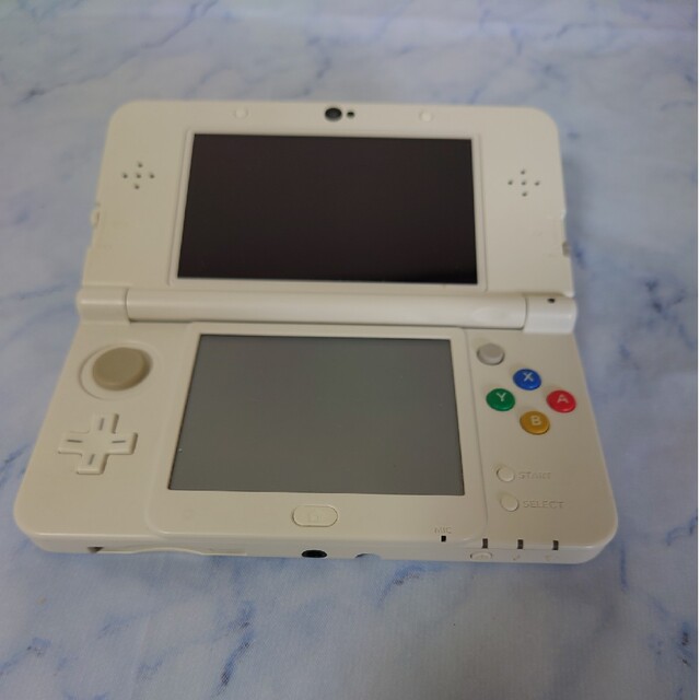 Newニンテンドー3DS ホワイト液晶美品