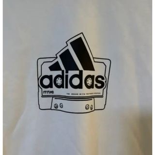 アディダス(adidas)のadidas ロンT Tシャツ　白　ティーシャツ　アディダス(Tシャツ/カットソー(七分/長袖))