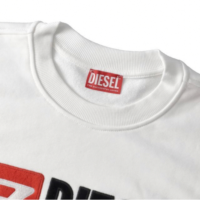 DIESEL(ディーゼル)の【新品/未使用/タグ付】2022モデル DIESELロゴ刺繍スウェット ホワイト メンズのトップス(スウェット)の商品写真