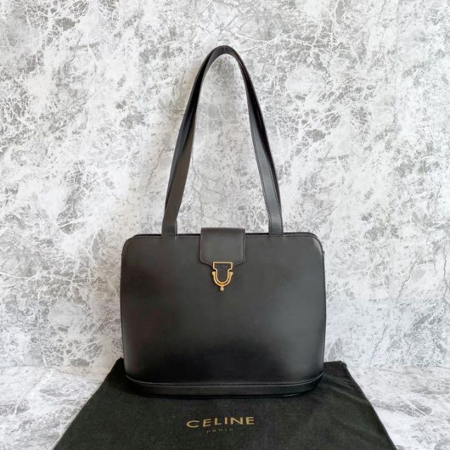 超お徳用 極美品 CELINE セリーヌ ショルダーバッグ ロゴ型押し 金具