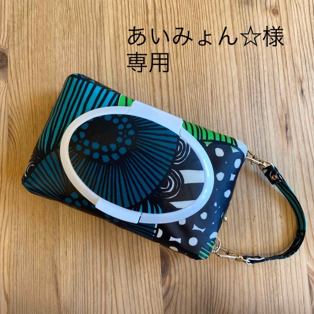 marimekko(マリメッコ)のあいみょん☆様専用　マリメッコ　ウェットティッシュポーチ ハンドメイドのキッズ/ベビー(外出用品)の商品写真