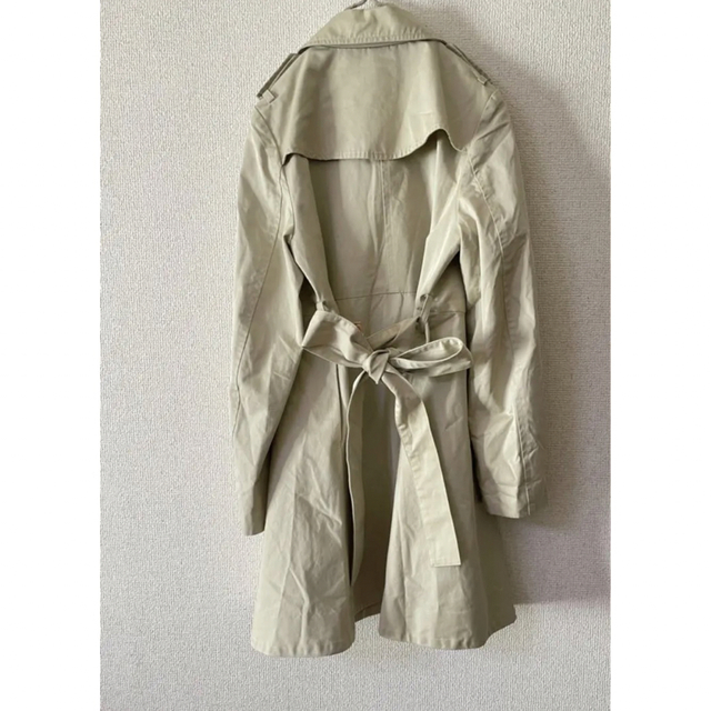 IENA(イエナ)のスローブイエナ IENA トレンチコート 可愛らしいラインコート レディースのジャケット/アウター(トレンチコート)の商品写真