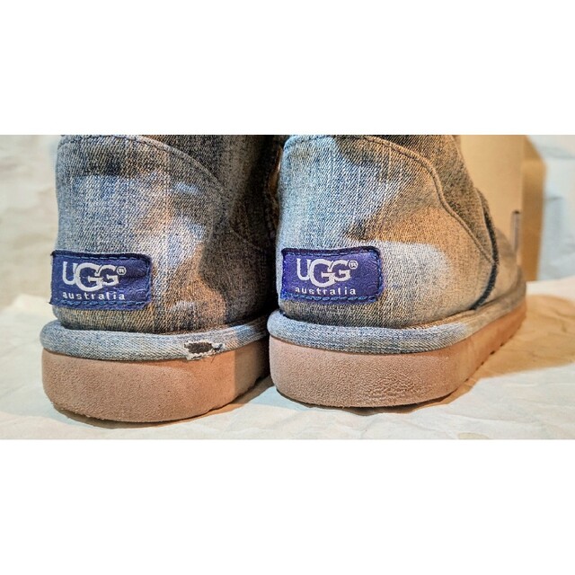 UGG AUSTRALIA(アグオーストラリア)のUGG　クラシックショートウォッシュドデニムムートンブーツ 7  24cm レディースの靴/シューズ(ブーツ)の商品写真