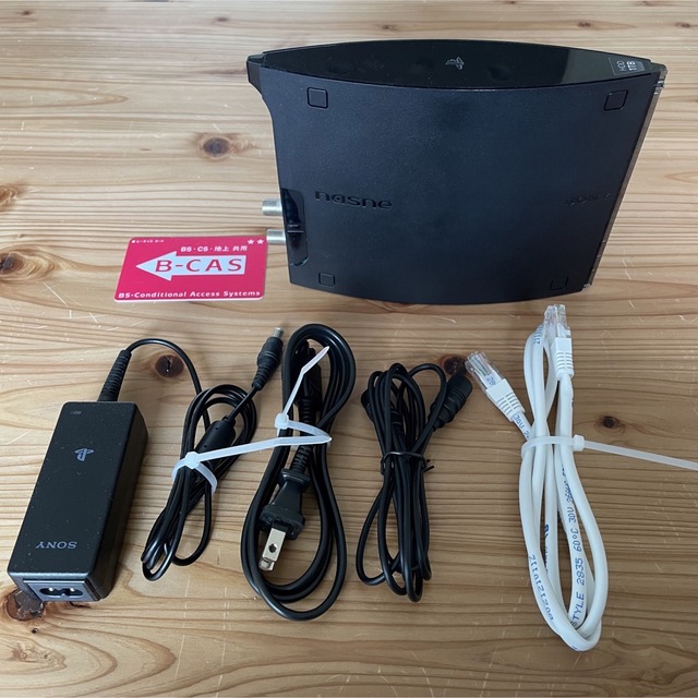 美品】SONY製 nasne 1TBモデル (CECH-ZNR2J01) 【驚きの値段で】 38.0