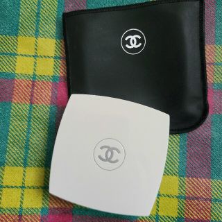 シャネル(CHANEL)のCHANEL ルブラン コンパクト ラディアンス BR12 ベージュロゼ(ファンデーション)