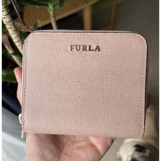 フルラ(Furla)のFURLA二つ折ジッパー財布　中古(折り財布)