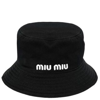 ミュウミュウ 帽子の通販 100点以上 | miumiuのレディースを買うならラクマ
